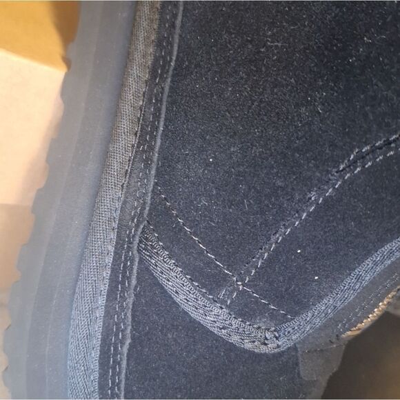 UGG Women's Neumel Platform Black Suede Zip Boots Size 7 NIB - Picture 5 of 15
